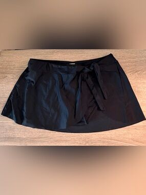 Time and Tru Black Tie-Waist Swimming Skirt bottoms